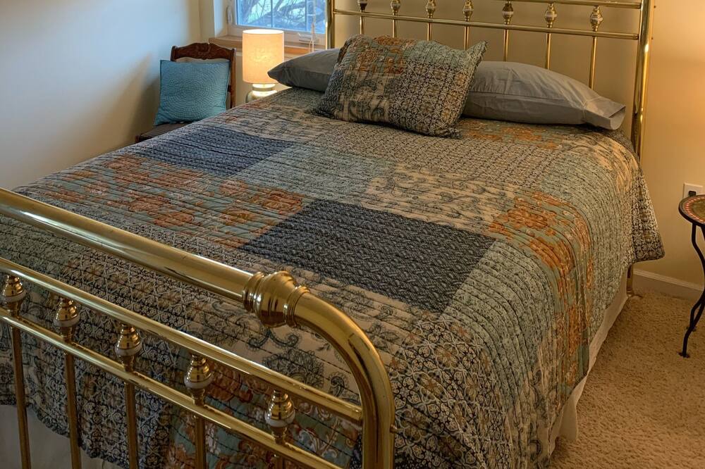 Photo of Bedroom in Kachemak