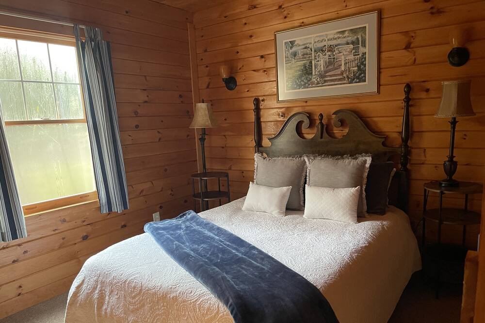 Photo of Bedroom in DownEast and Acadia Maine