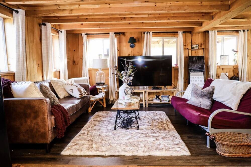 Photo of Livingroom in Kimball Lake Shores