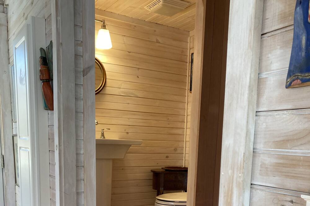 Photo of Bathroom in Loveitts Field