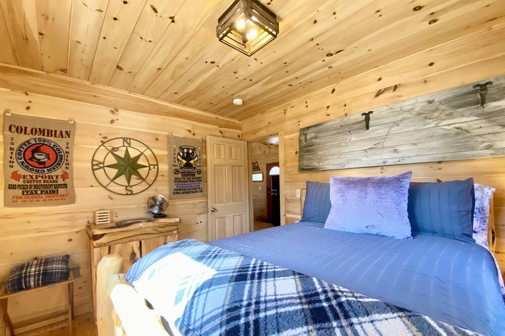 Photo of Bedroom in Gouldsboro