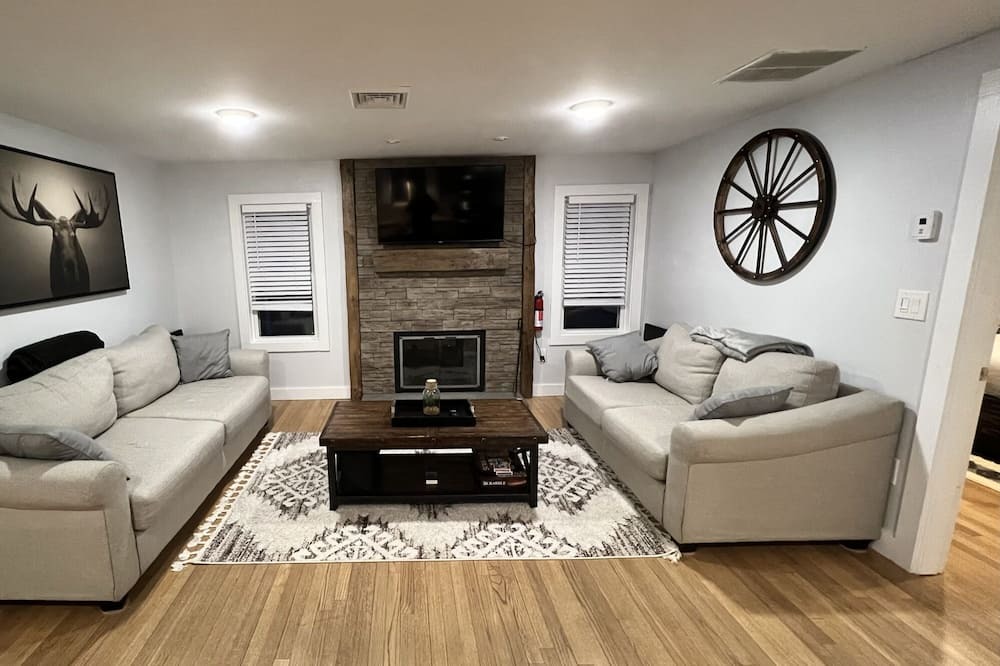 Photo of Livingroom in Fryeburg