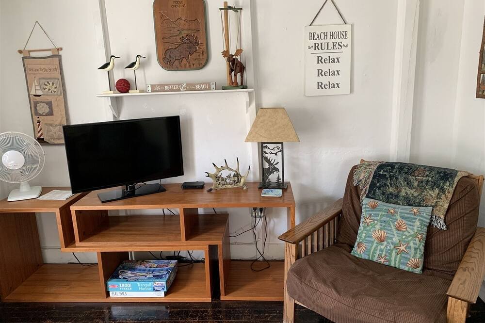 Photo of Livingroom in Old Orchard Beach