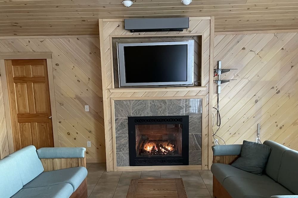 Photo of Livingroom in Otis