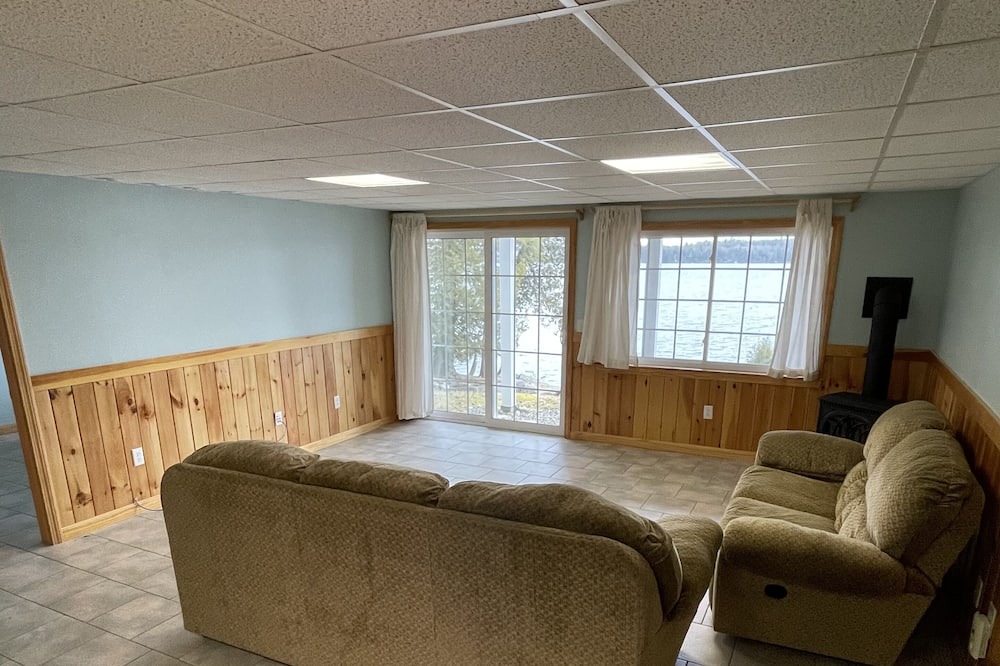 Photo of Bedroom in Otis