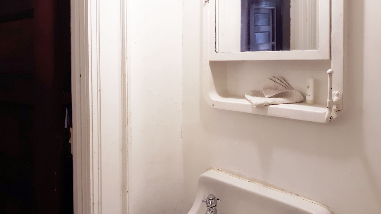 Photo of Bathroom in Derrick City