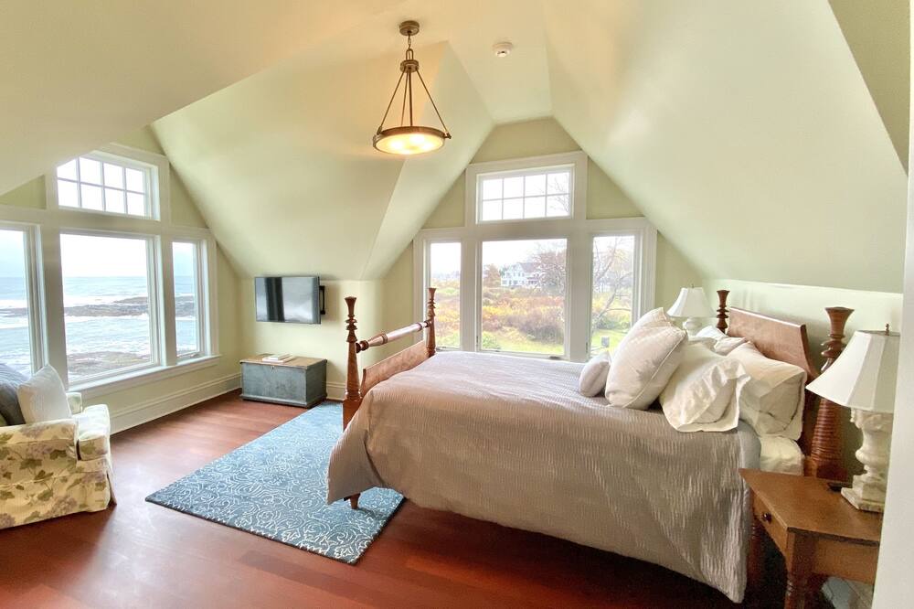 Photo of Bedroom in Cape Elizabeth