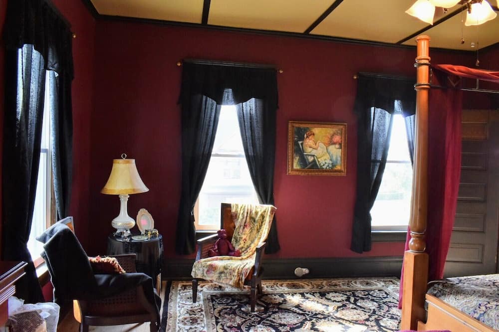 Photo of Livingroom in New Castle