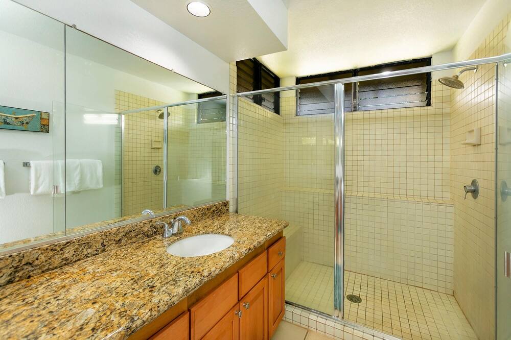 Photo of Bathroom in Wailea