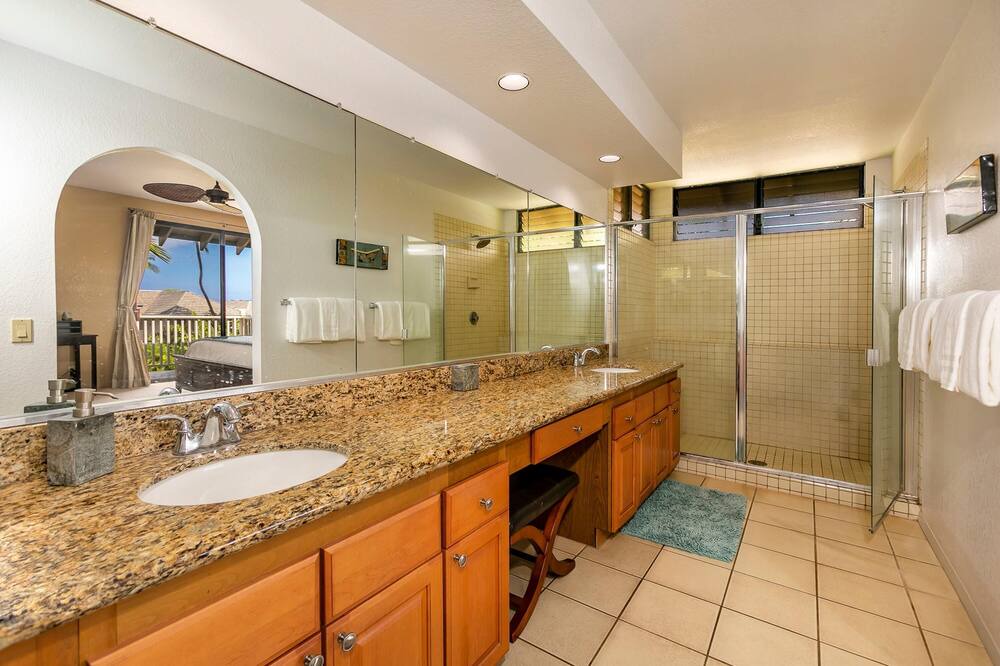 Photo of Bathroom in Wailea