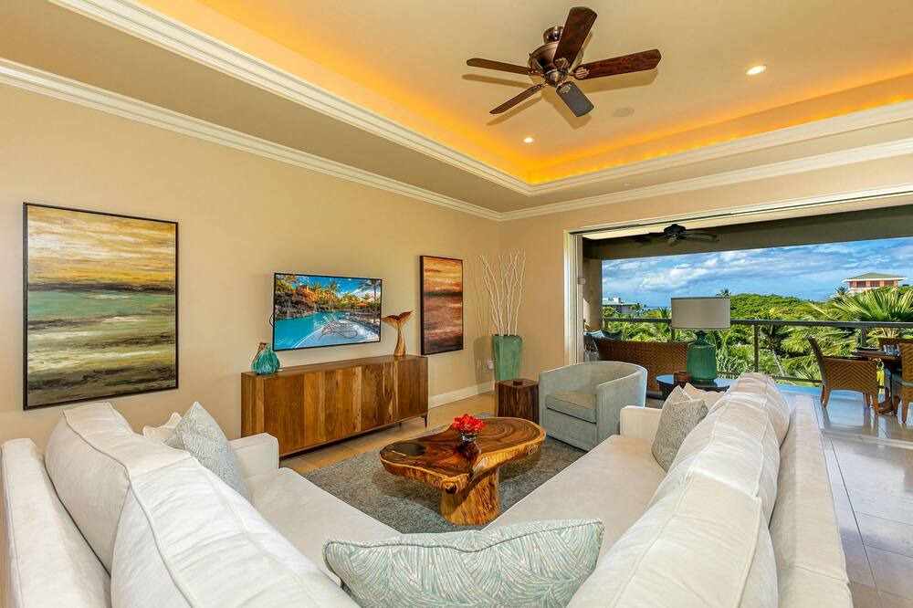 Photo of Livingroom in Wailea