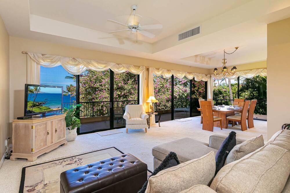 Photo of Livingroom in Wailea