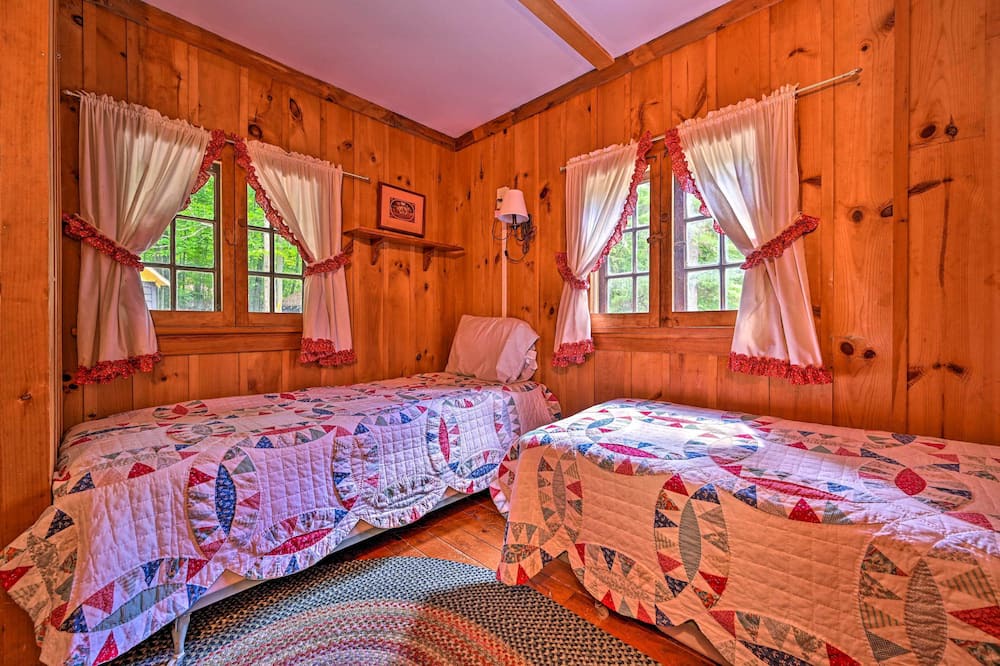 Photo of Bedroom in Schroon Lake
