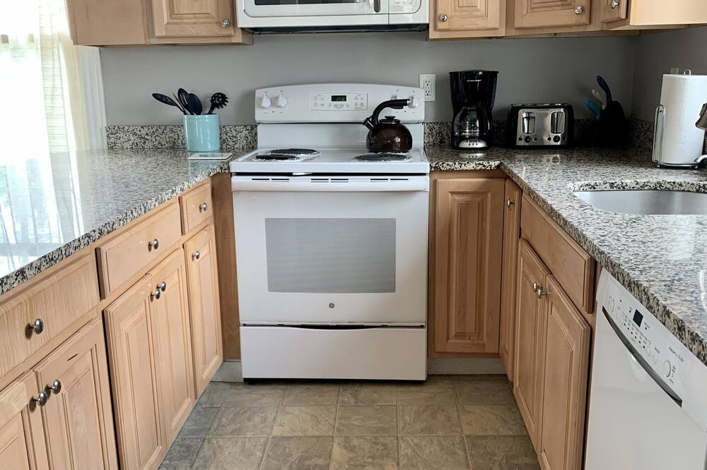 Photo of Kitchen in Back Cove