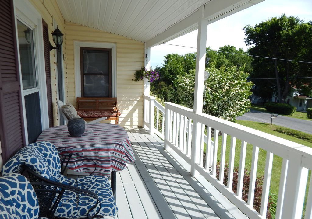 Photo of Outdoor in Town of Reading