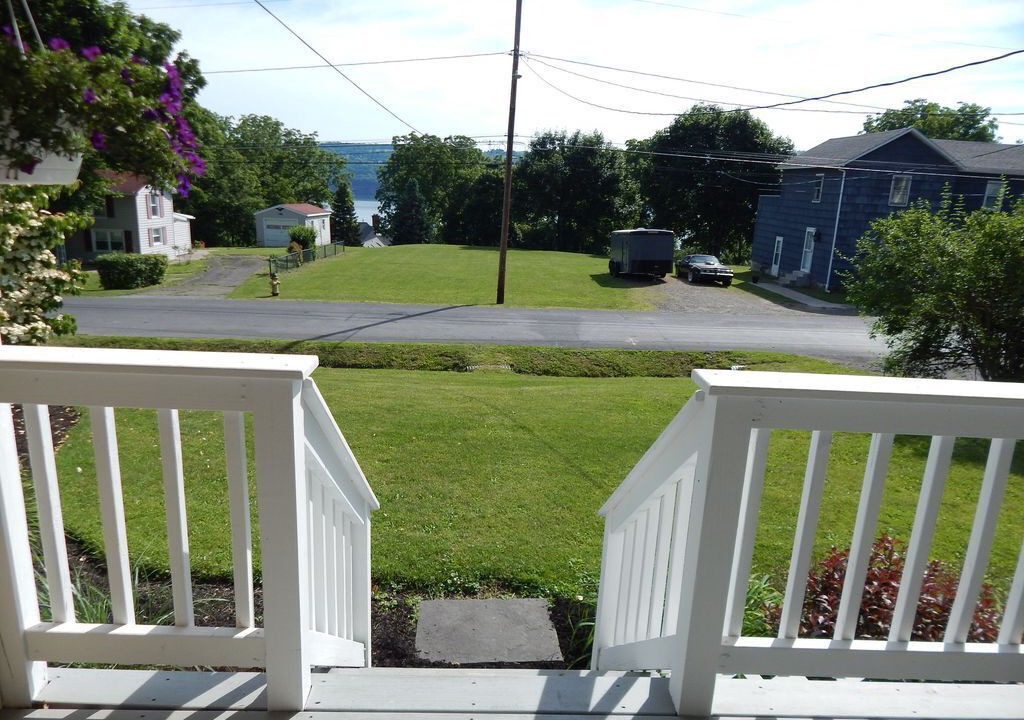 Photo of Outdoor in Town of Reading
