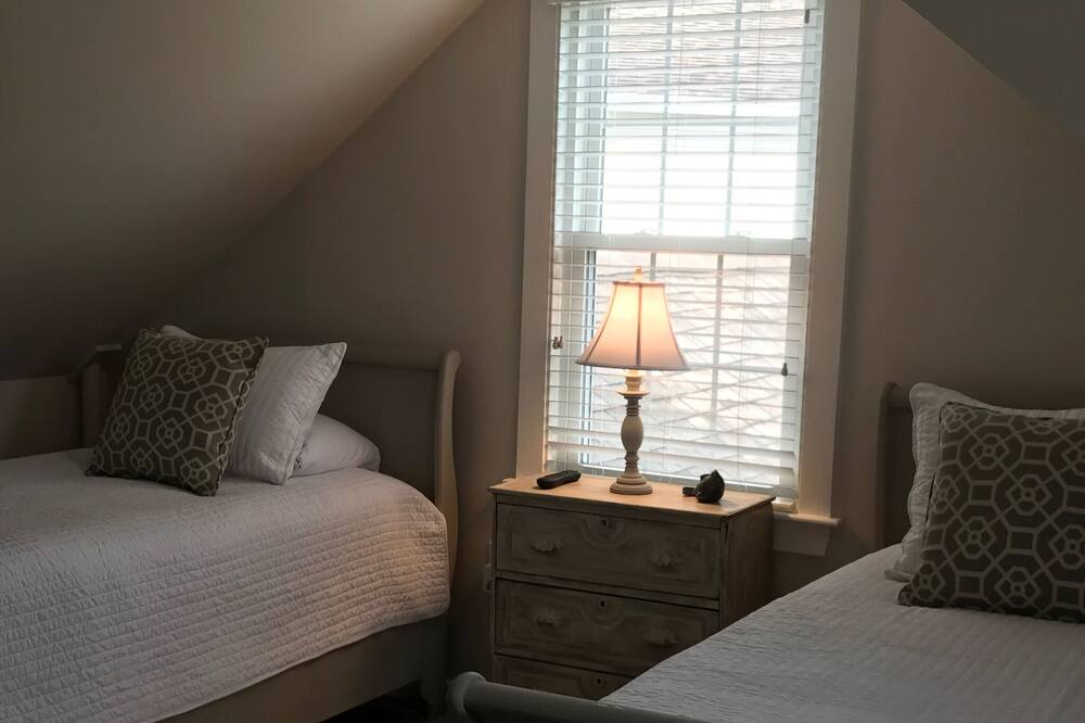 Photo of Bedroom in Freeport