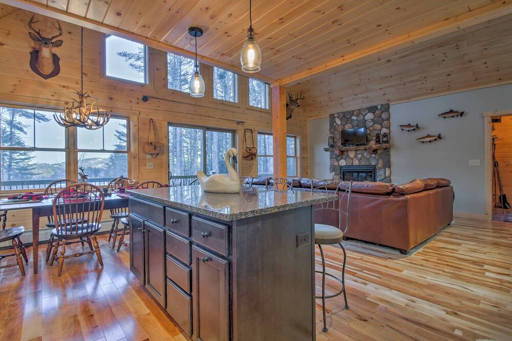 Photo of Livingroom in Bethel