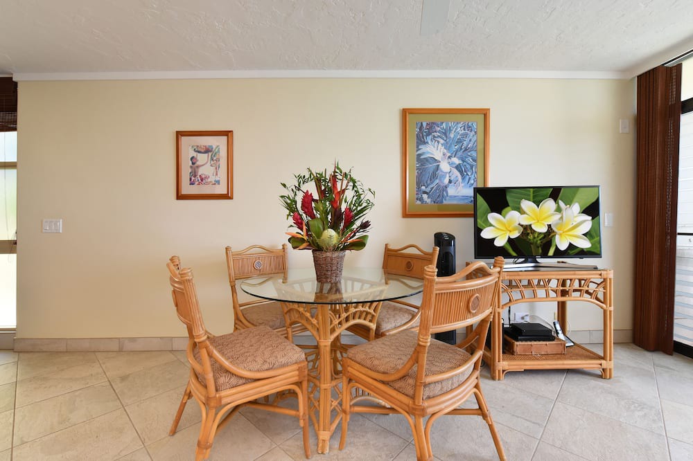 Photo of Kitchen in Kahana