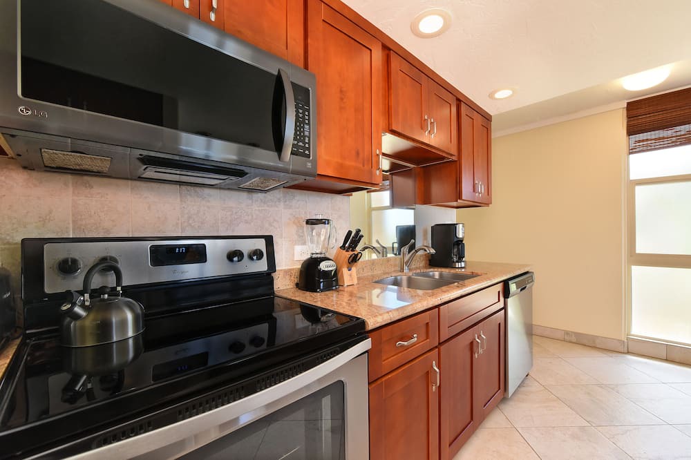Photo of Kitchen in Kahana