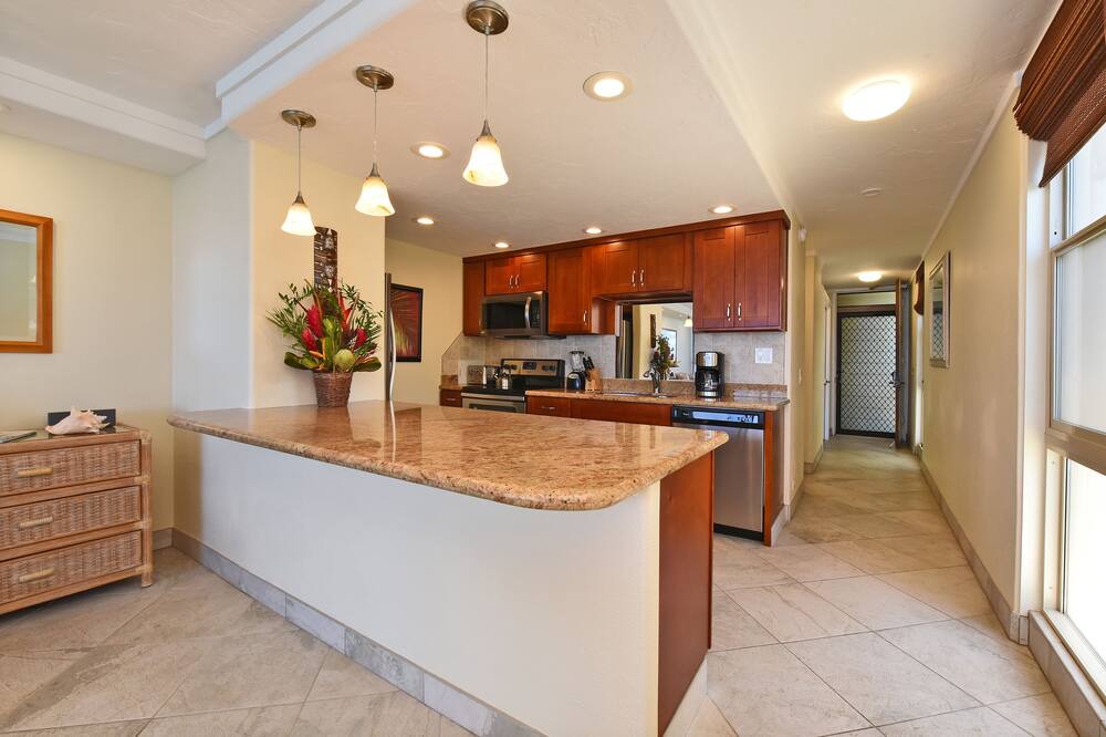 Photo of Kitchen in Kahana