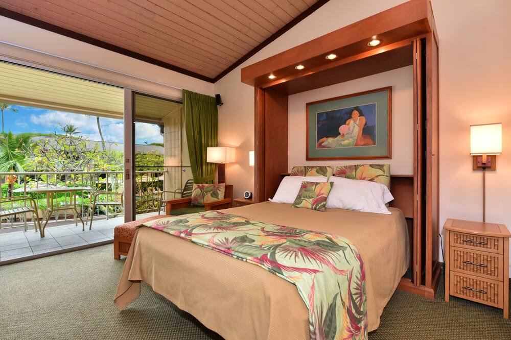 Photo of Bedroom in Napili