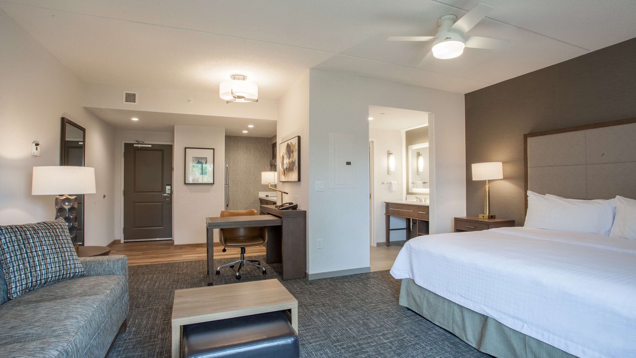 Photo of Bedroom in Saratoga Springs