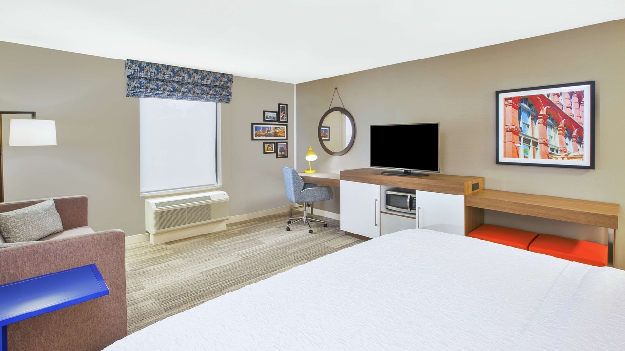 Photo of Bedroom in Oakwood Village