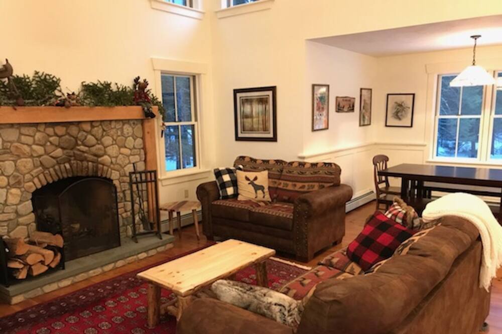 Photo of Livingroom in Twin Mountain