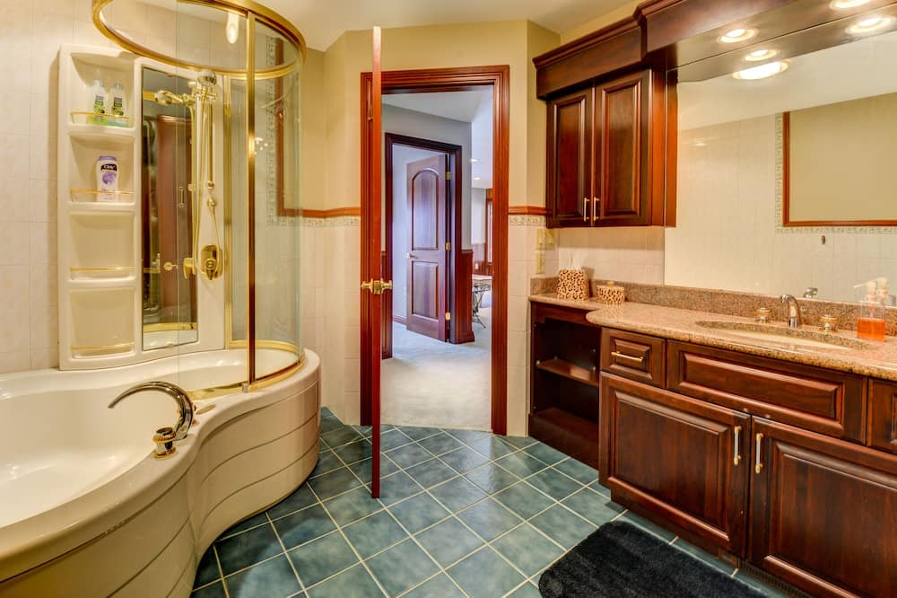 Photo of Bathroom in Bretton Woods