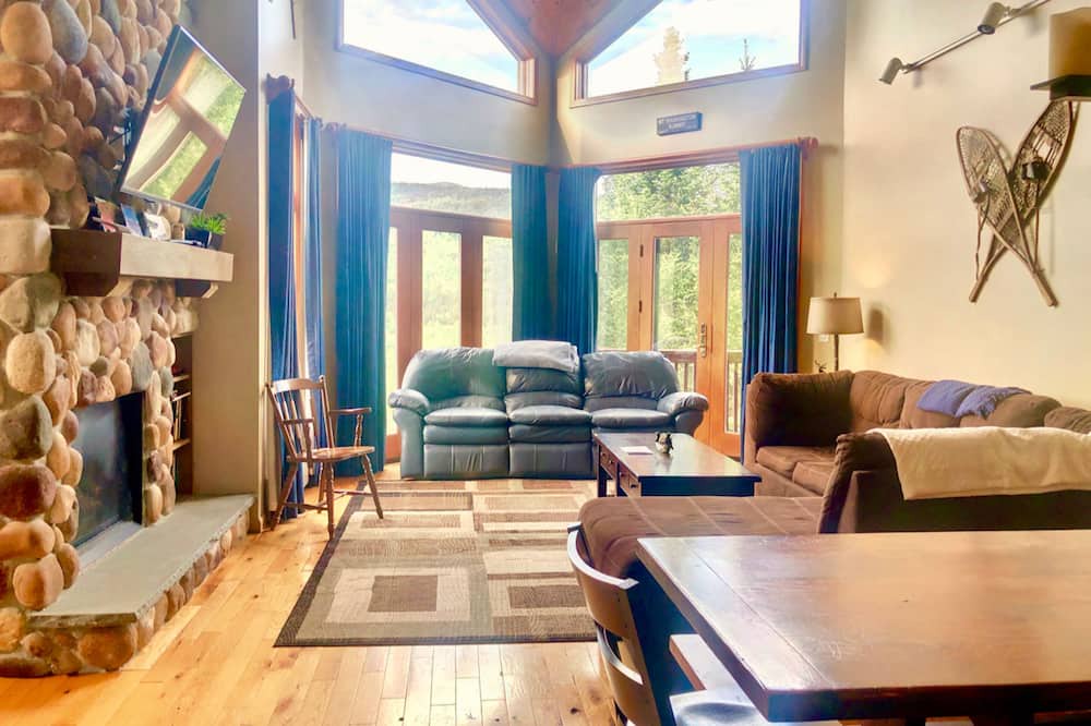 Photo of Livingroom in Bretton Woods