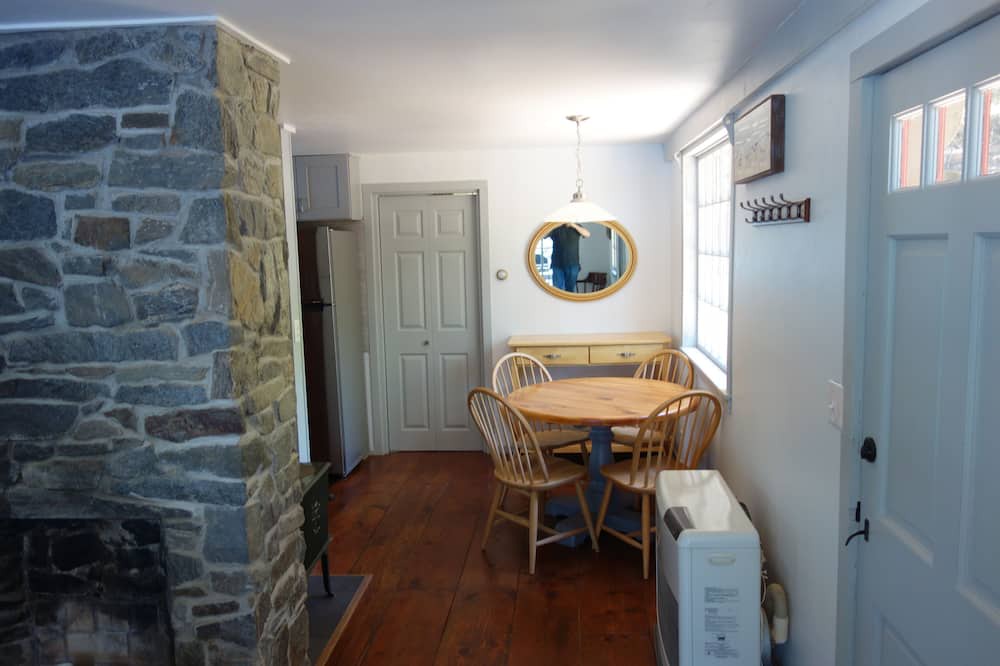 Photo of Livingroom in Wiscasset