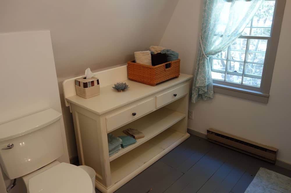Photo of Bathroom in Wiscasset