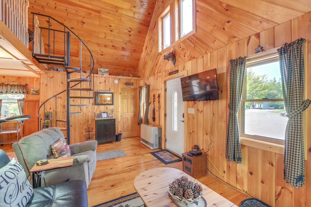 Photo of Livingroom in Trenton