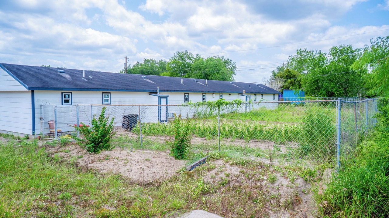 Photo of Outdoor in Falfurrias