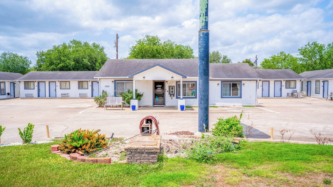 Photo of Outdoor in Falfurrias