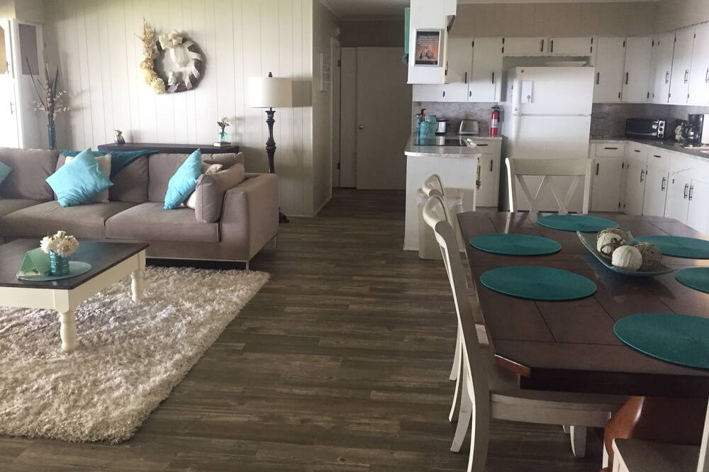 Photo of Livingroom in Avinger
