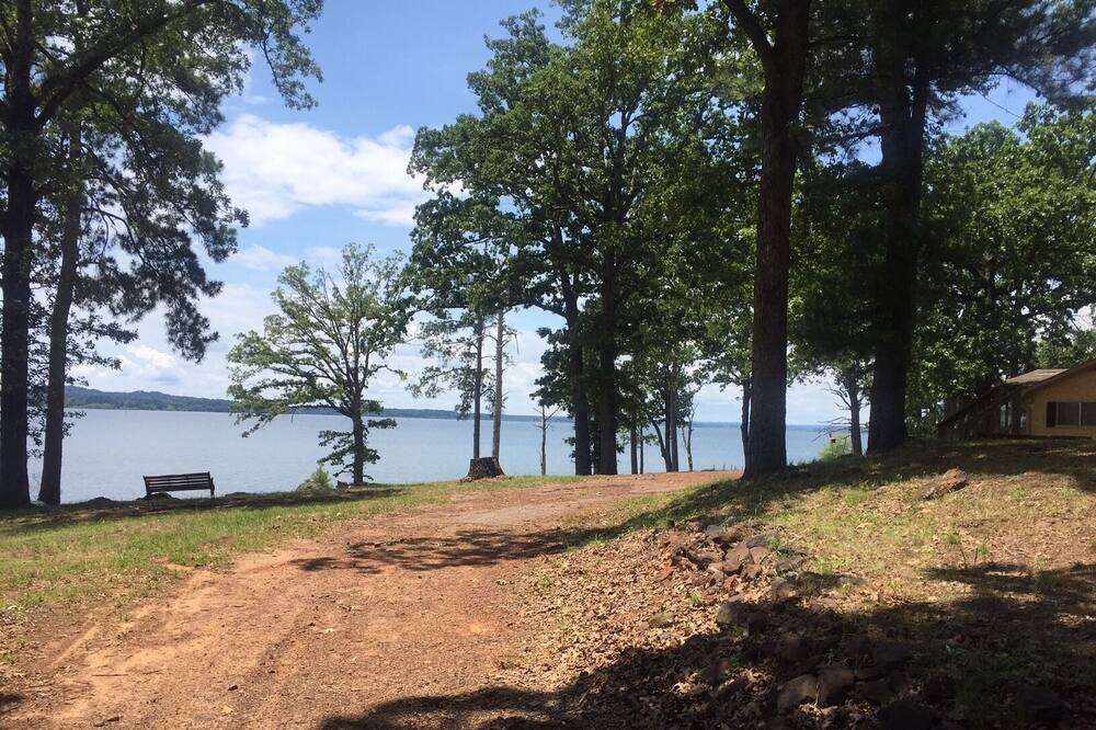 Photo of Outdoor in Avinger