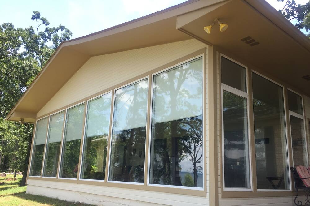 Photo of Outdoor in Avinger