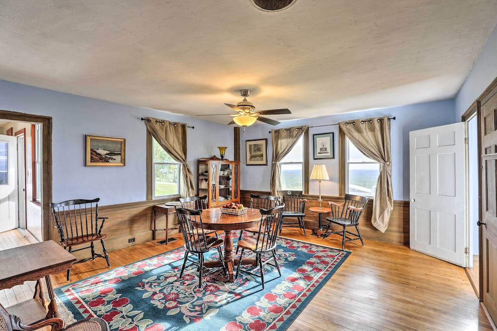 Photo of Livingroom in Greene