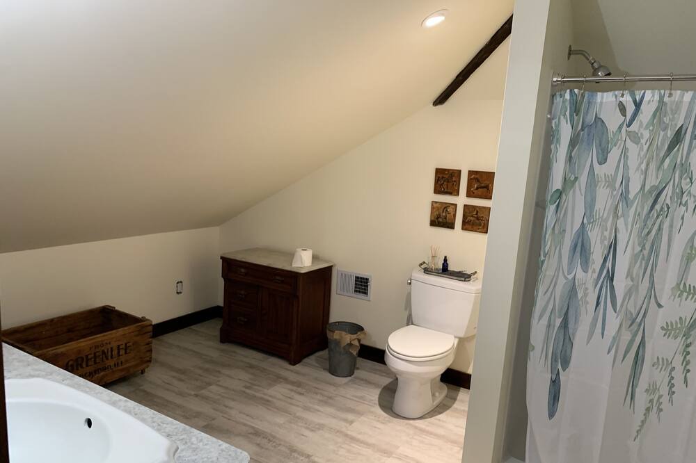 Photo of Bathroom in Glens Falls