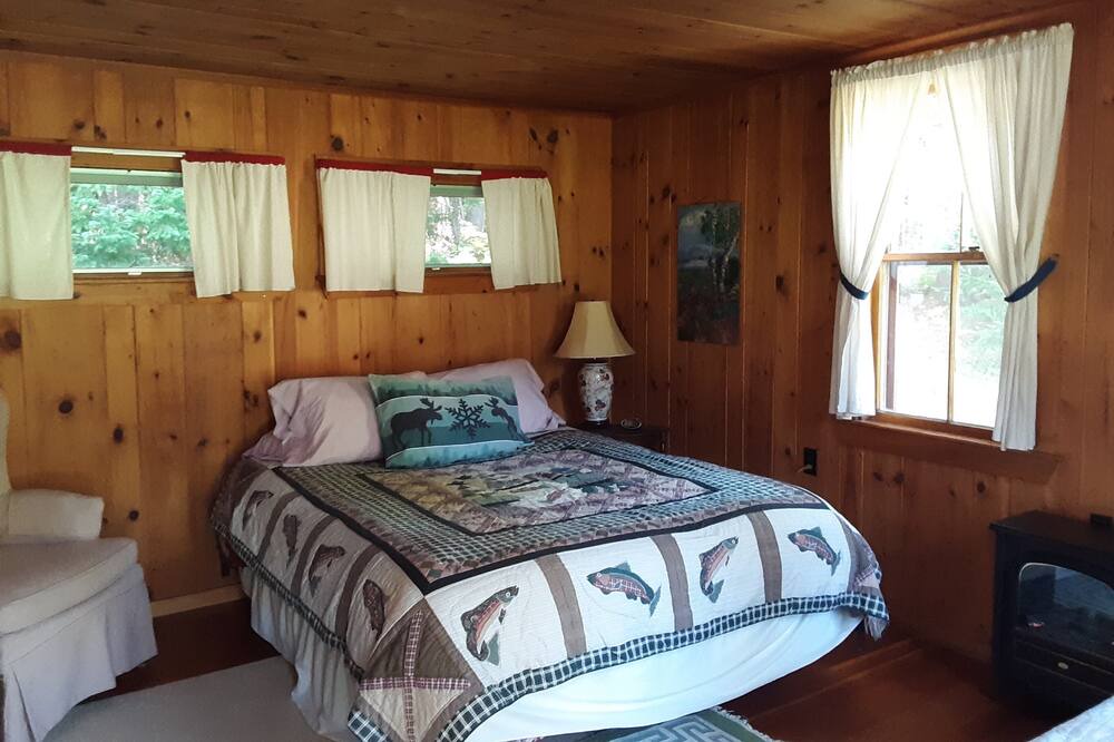 Photo of Bedroom in Rangeley