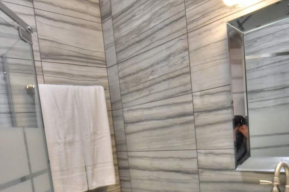 Photo of Bathroom in Chautauqua