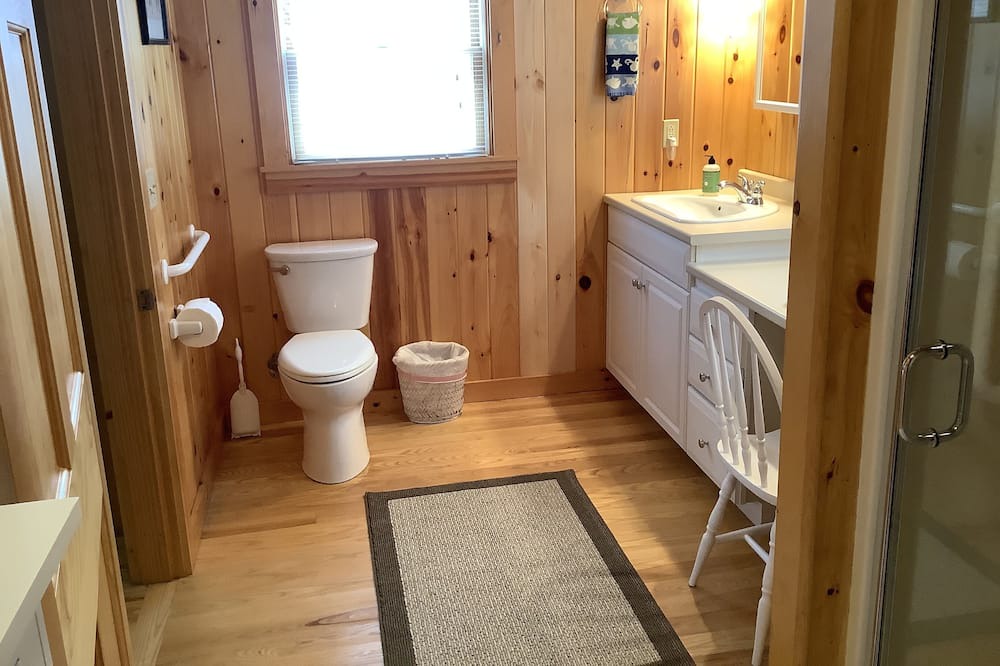 Photo of Bathroom in Ocean Point