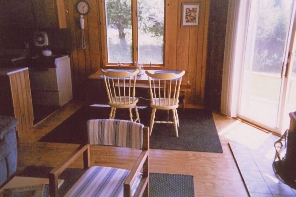 Photo of Livingroom in Trenton