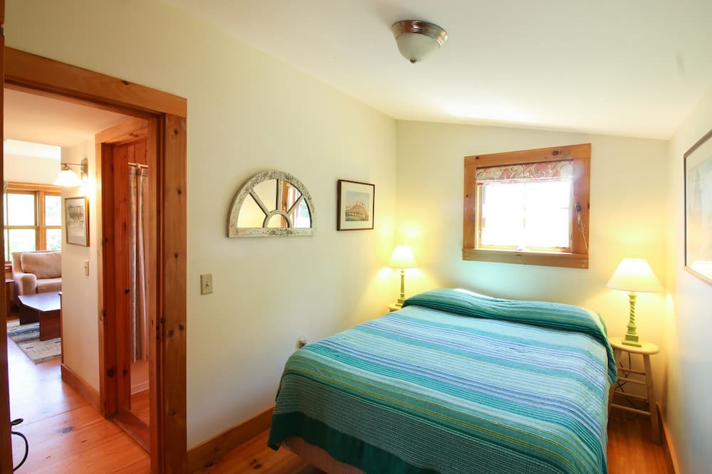 Photo of Bedroom in Lyndon Center