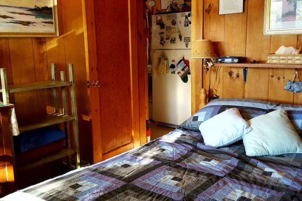 Photo of Bedroom in Boothbay
