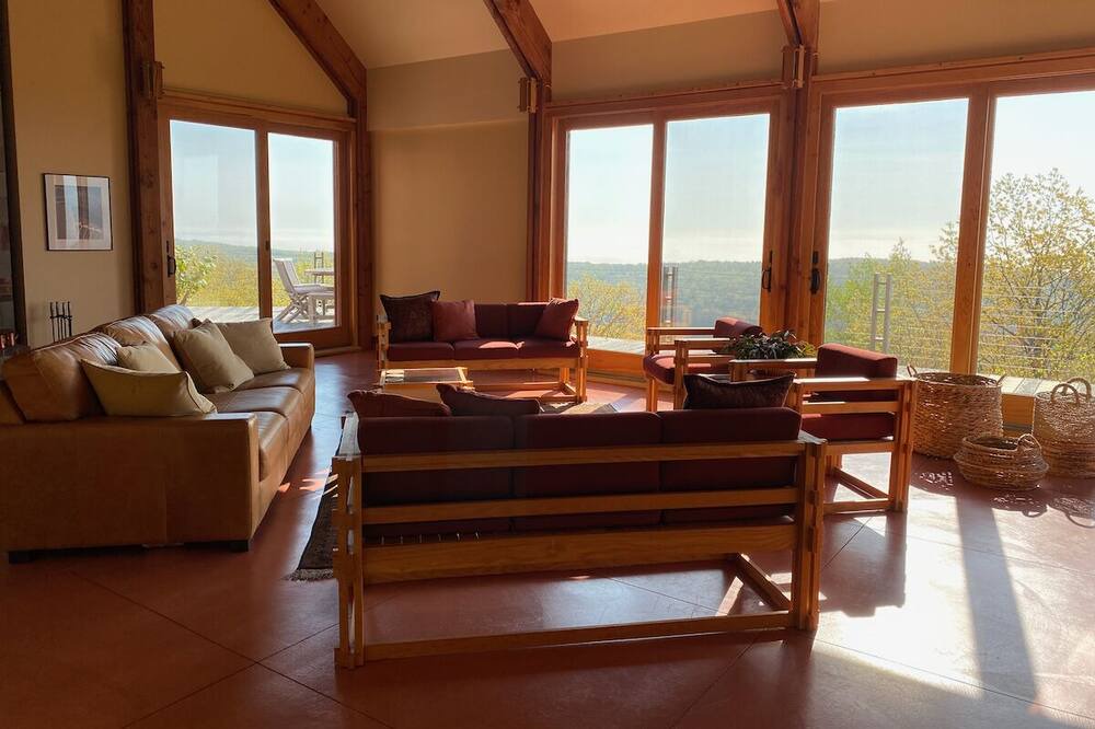 Photo of Bedroom in Rockland