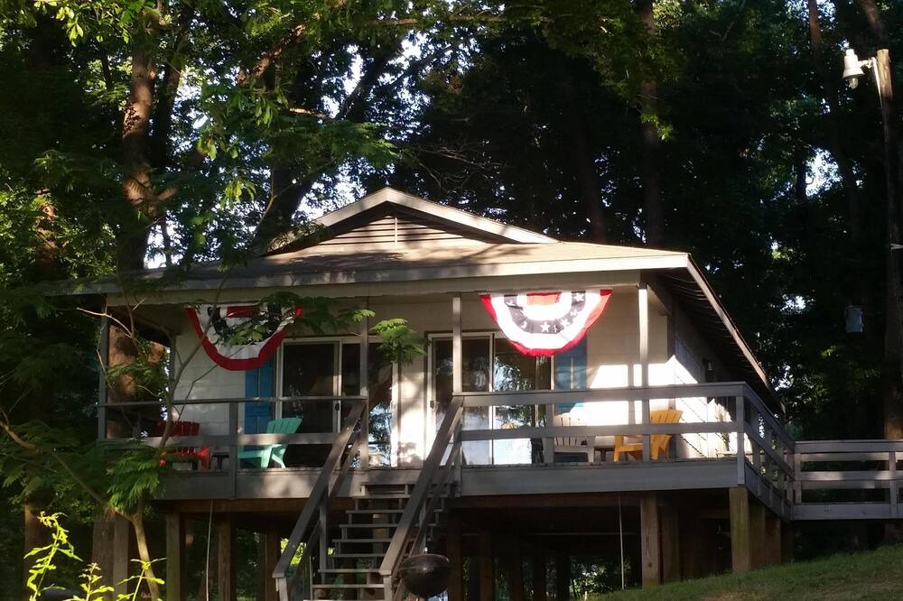 Photo of Outdoor in Flint