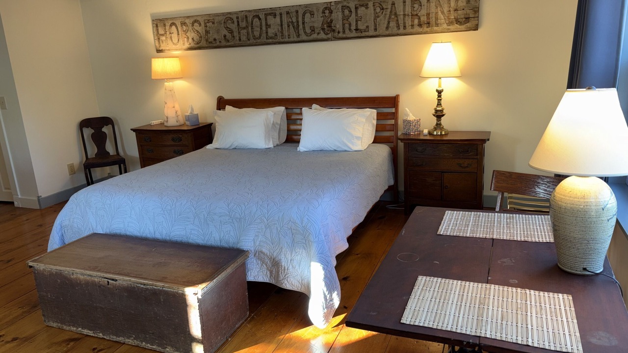 Photo of Bedroom in Walpole